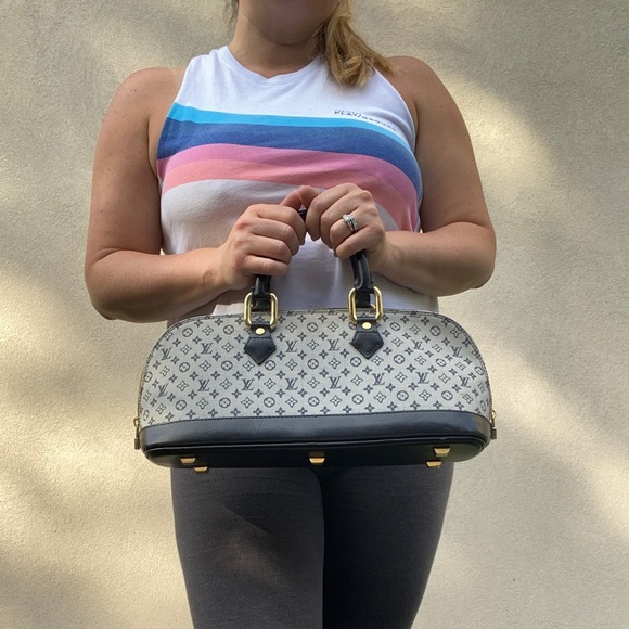 Louis Vuitton Gray Monogram Mini Lin Alma Long Bag - Picture 9 of 10